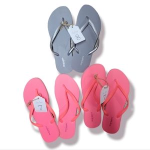 Lot of 3 pairs of Old Navy flip flops. Never used Size 7 and Size 8